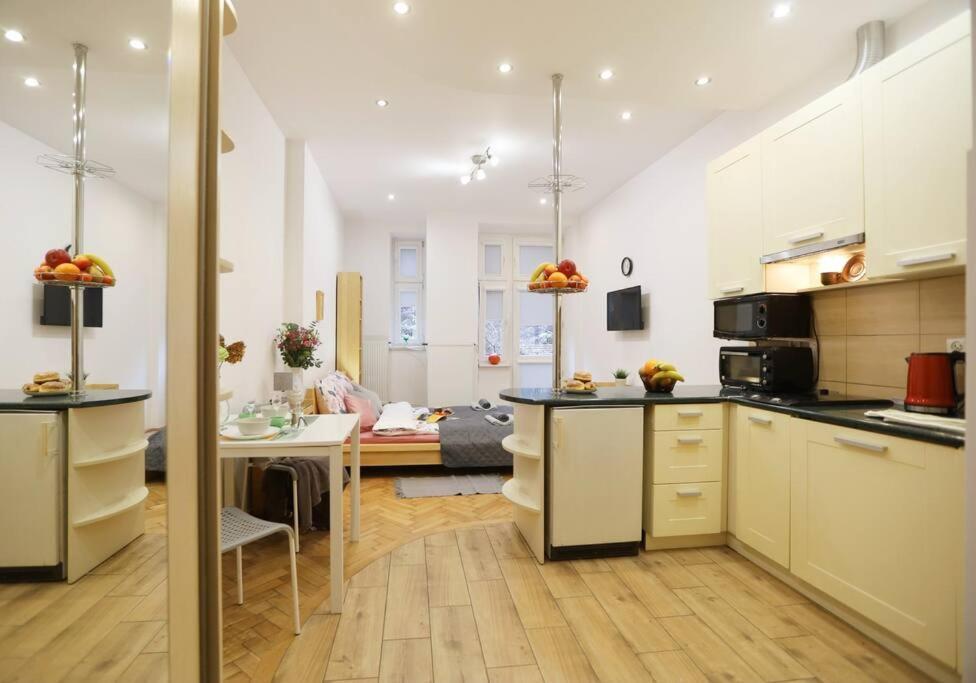 Batorego Cosy Apartment 2 Krakow Ngoại thất bức ảnh
