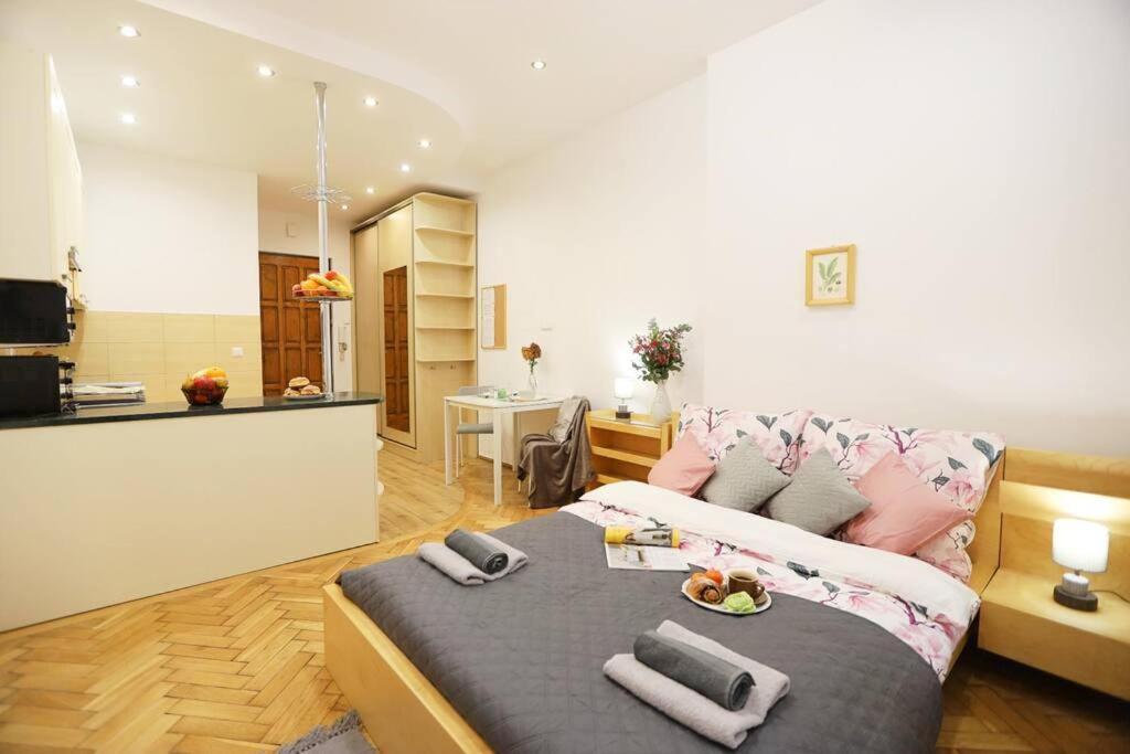 Batorego Cosy Apartment 2 Krakow Ngoại thất bức ảnh